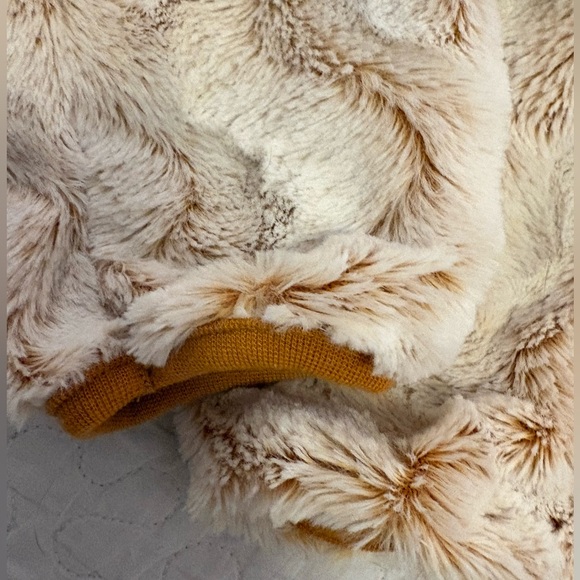 Simply Southern SOFT Ripple Sherpa Pullover Cream & Gold Plush 3/4 Zip Sz Medium - Picture 12 of 14